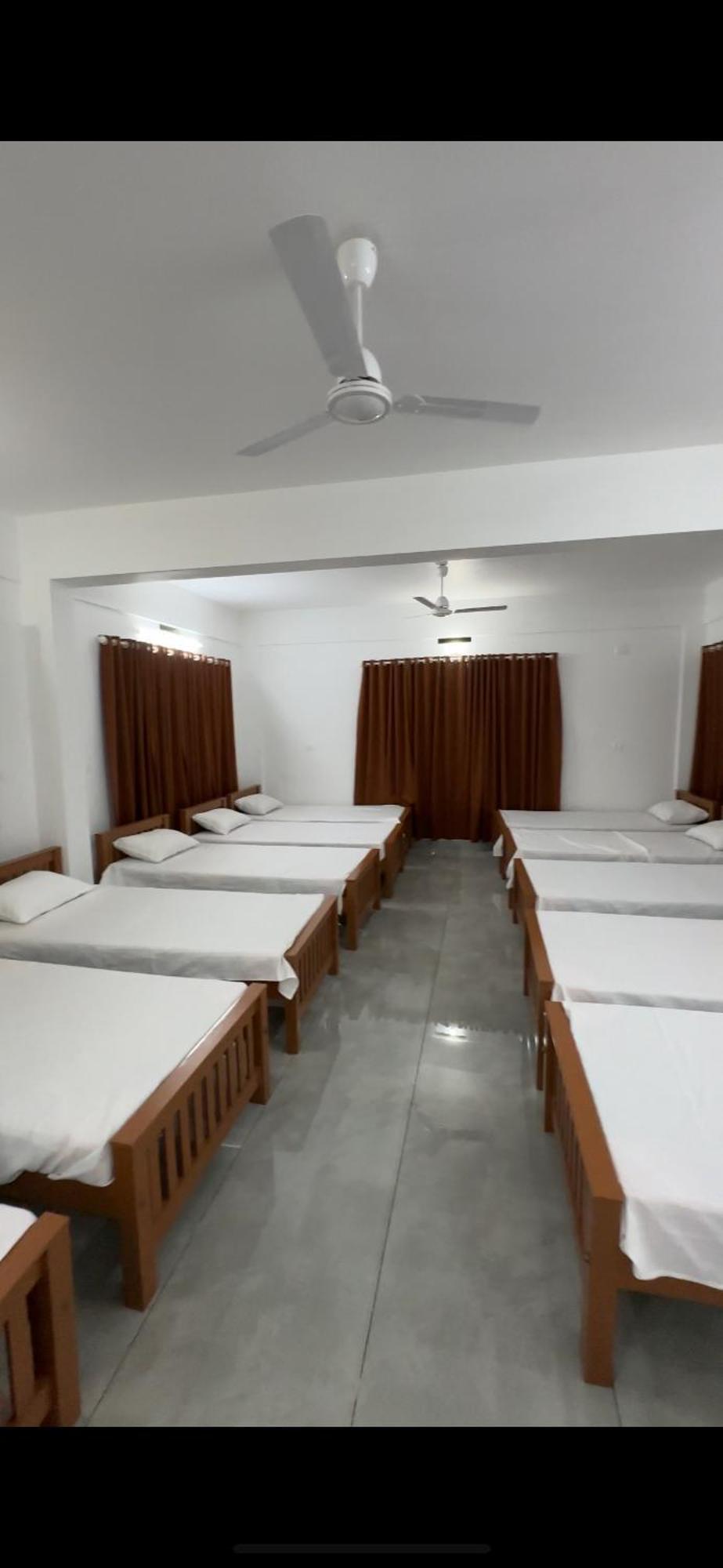 Hotel Jayalakshmi Residency Vaduvanchal Zewnętrze zdjęcie
