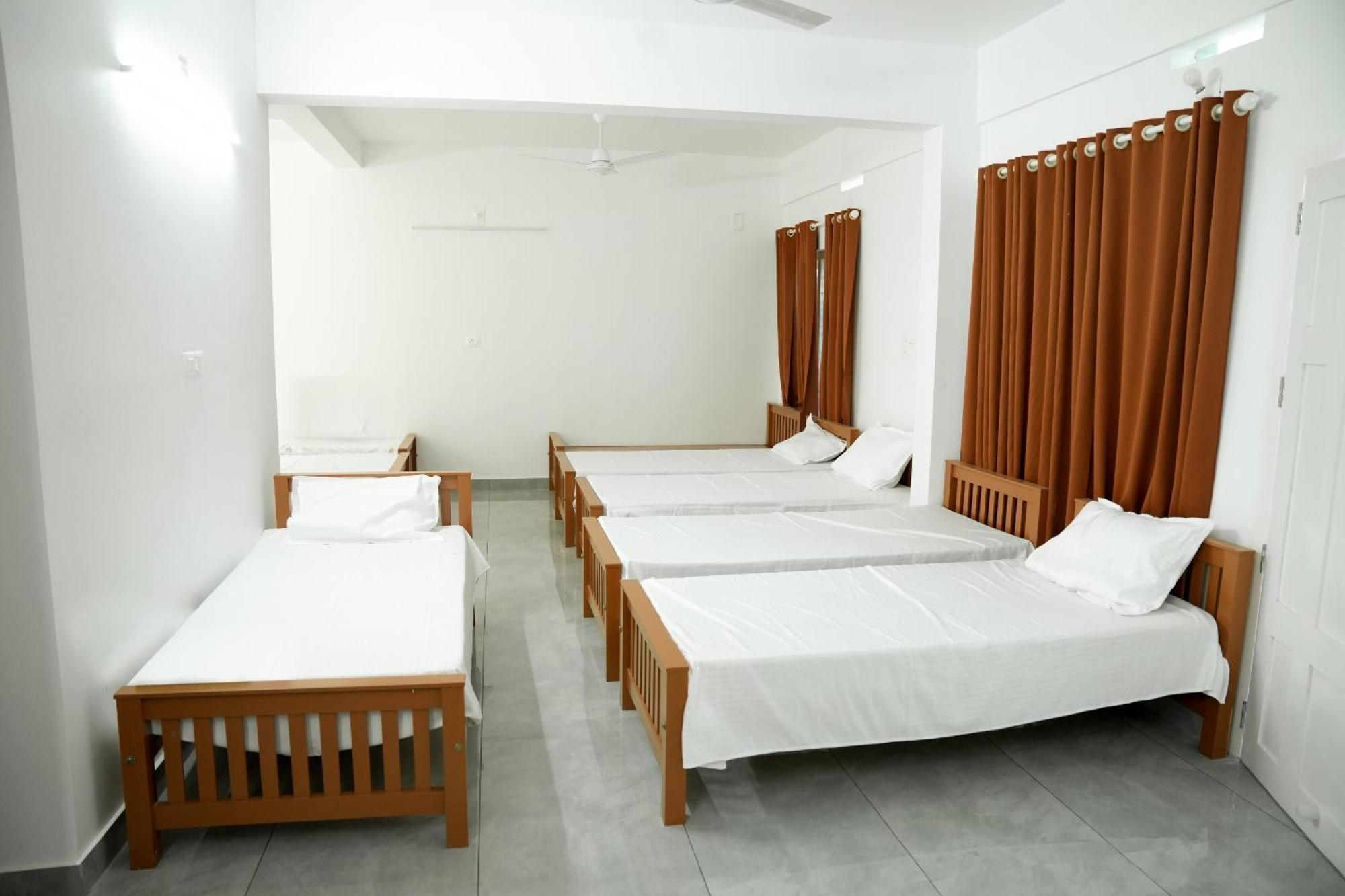 Hotel Jayalakshmi Residency Vaduvanchal Zewnętrze zdjęcie